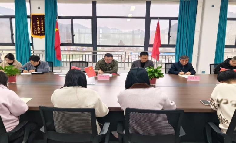 图片2.jpg 图片2.jpg